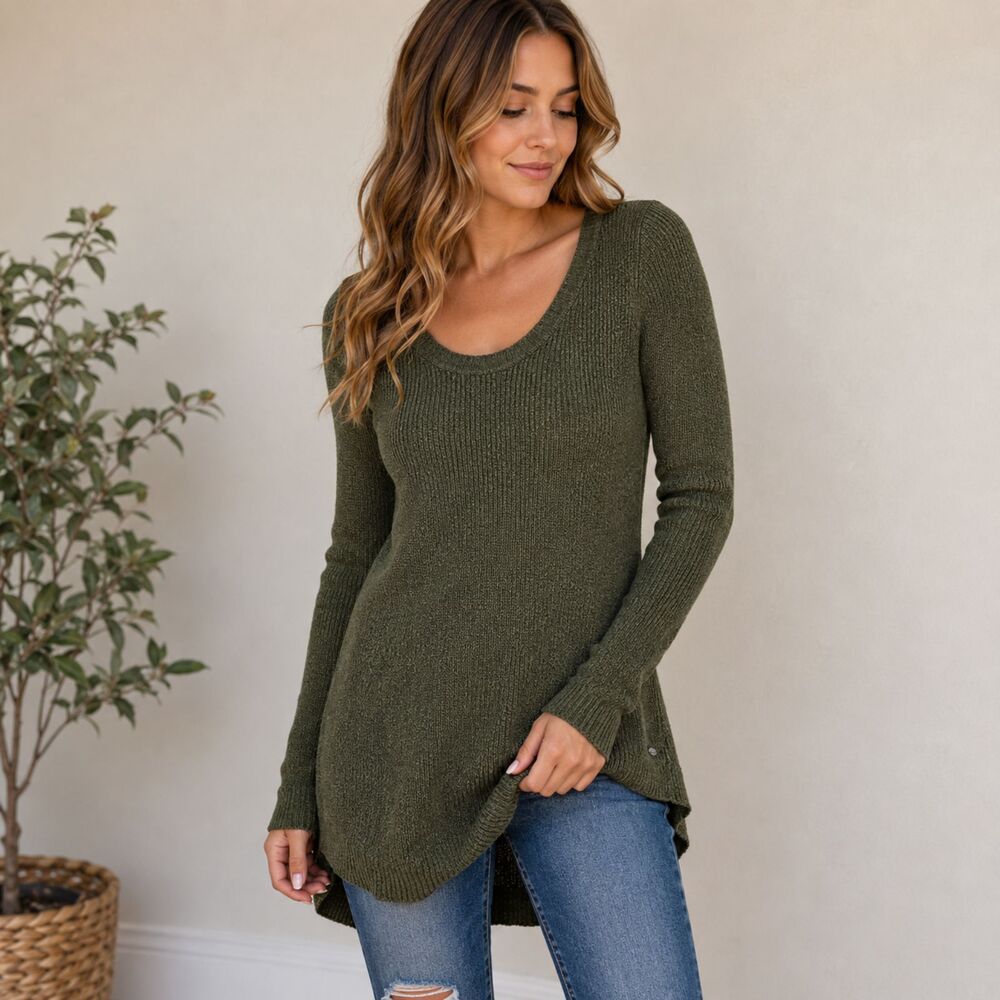 American Eagle Women’s M Olive Green Scoop Neck Tunic Sweater Long Sleeve Knit